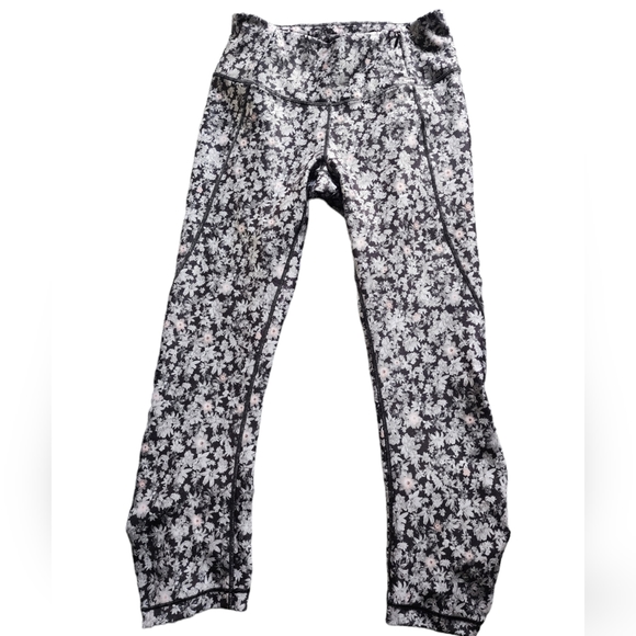 Calia Mid Rise Floral Capri Leggings - Picture 1 of 3